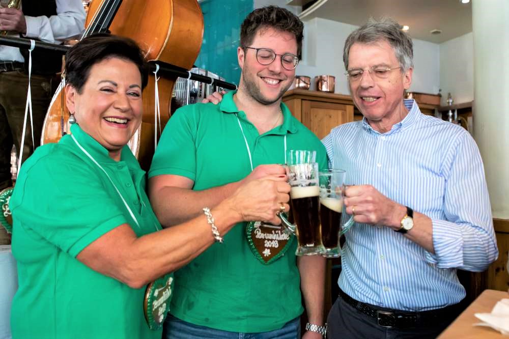 Bockbieranstich 2019 Martina Feierling-Rombach, Julius Feierling-Rombach, Wolfgang Feierling-Rombach